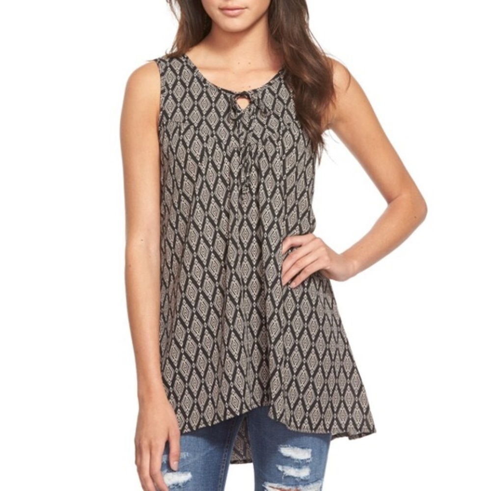 Nordstrom Sun & Shadow Lace Back Swing Top L